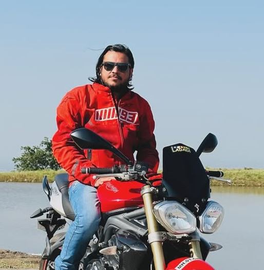 Makarand J Pandey
